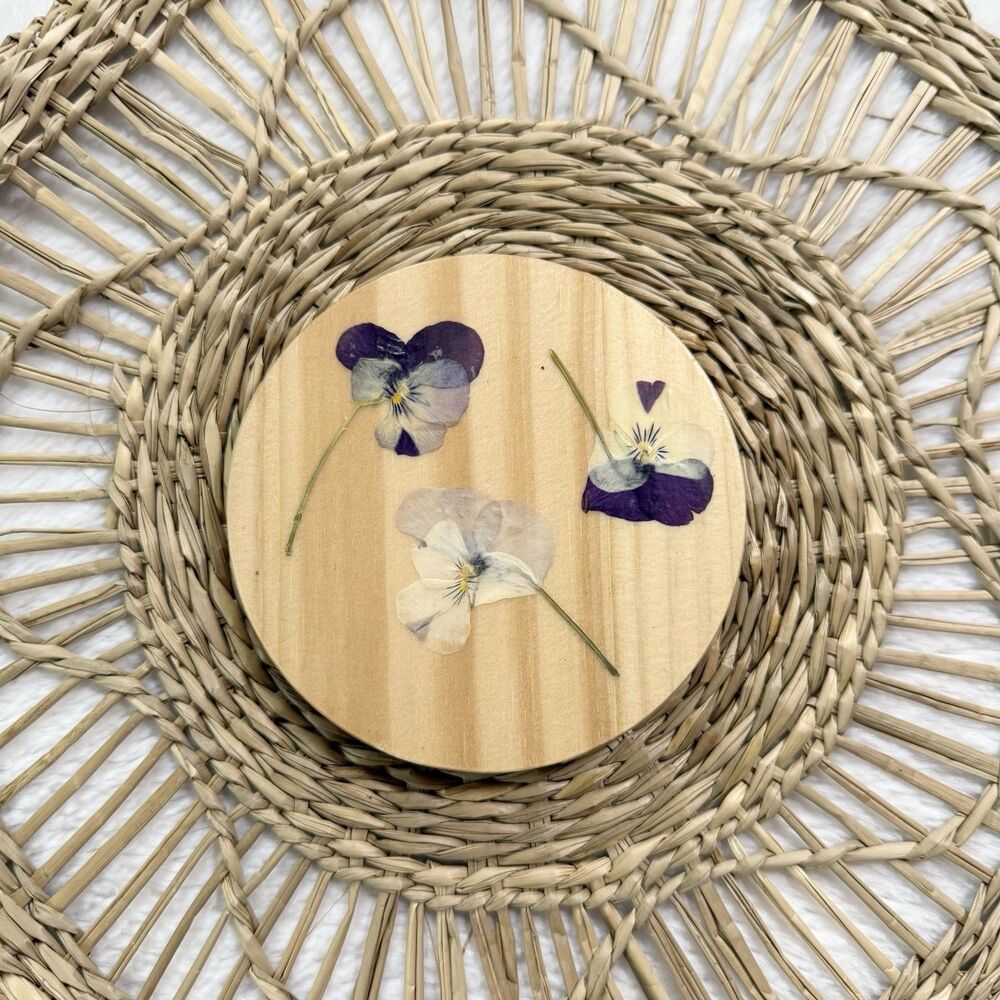 Handmade Wooden Round Dried Viola Flowers Coaster